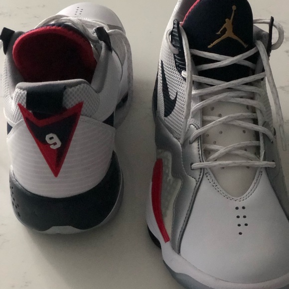 Nike Air Jordan’s - Picture 9 of 11